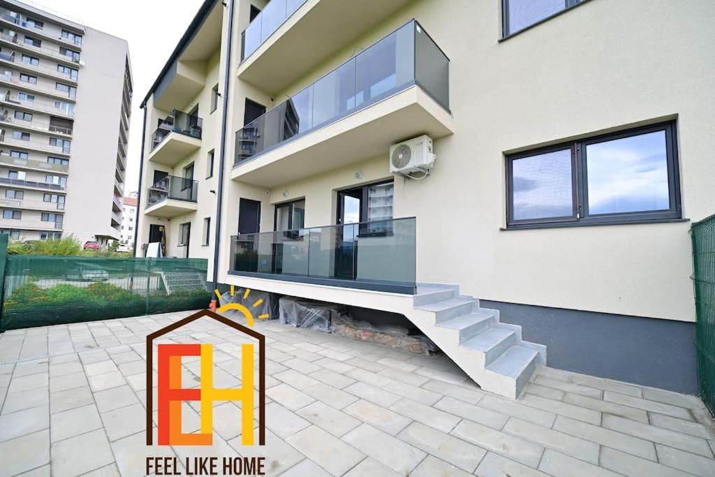 Flh - Just 5 Apartment เชลิมบาร์ ภายนอก รูปภาพ
